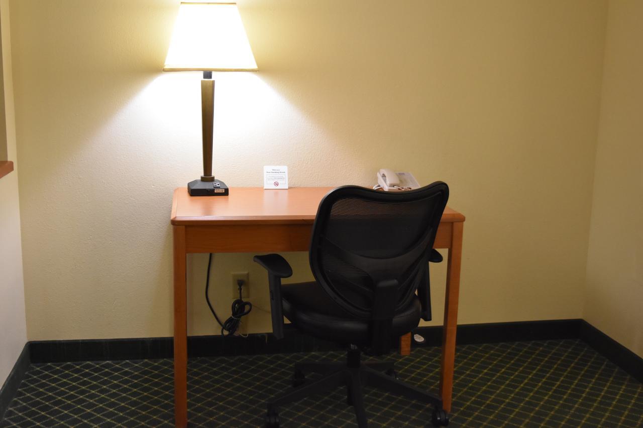 Motel 6-Anderson, In - Indianapolis Экстерьер фото